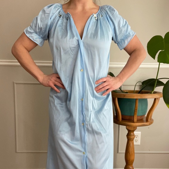Vintage blue nightgown - Picture 1 of 6